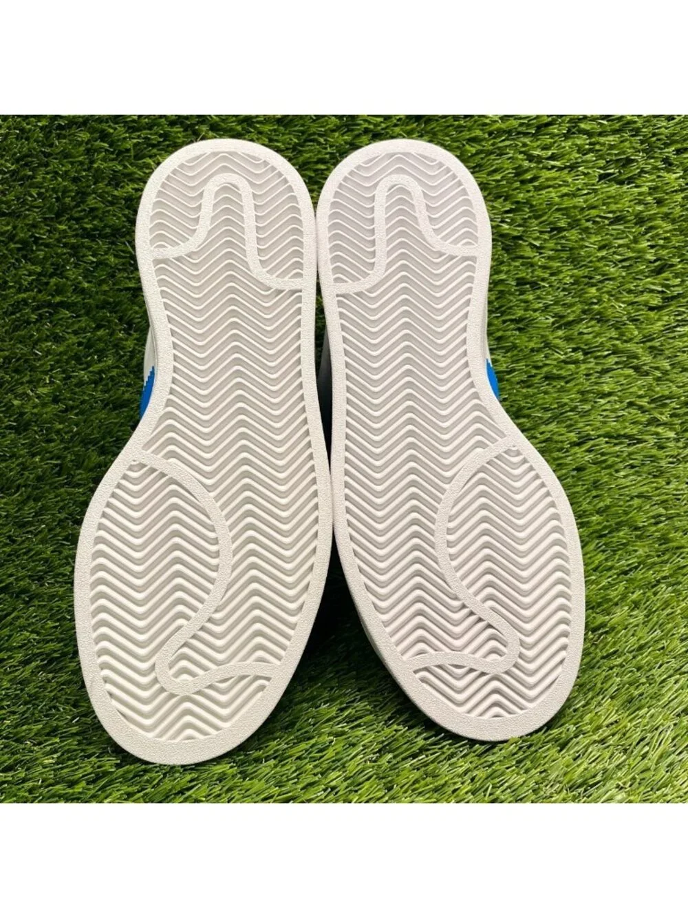 Adidas Campus 00s James Jarvis Boys Size 6.5Y White Blue Athletic Shoes Sneakers